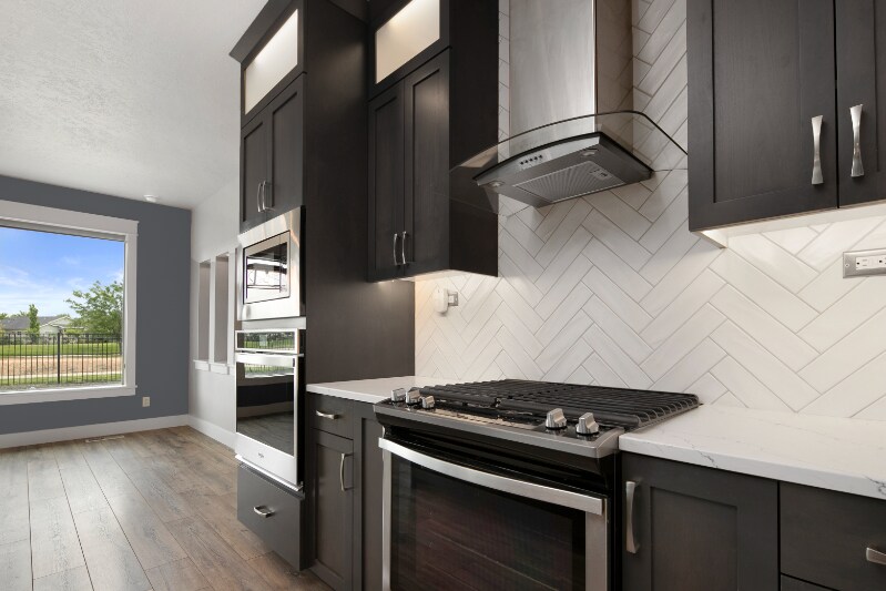 Building Photo - 677 E Andes Dr