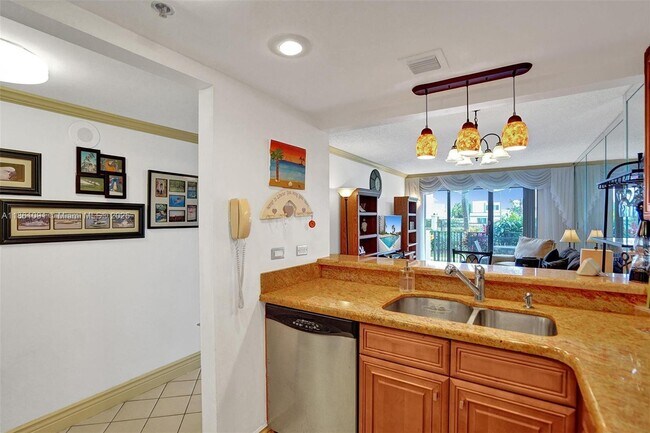 Building Photo - 1201 S Ocean Dr