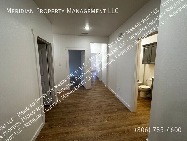 Building Photo - 5802 Urbana Pl