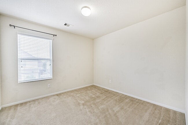 Building Photo - 13418 E Red Birch Cir