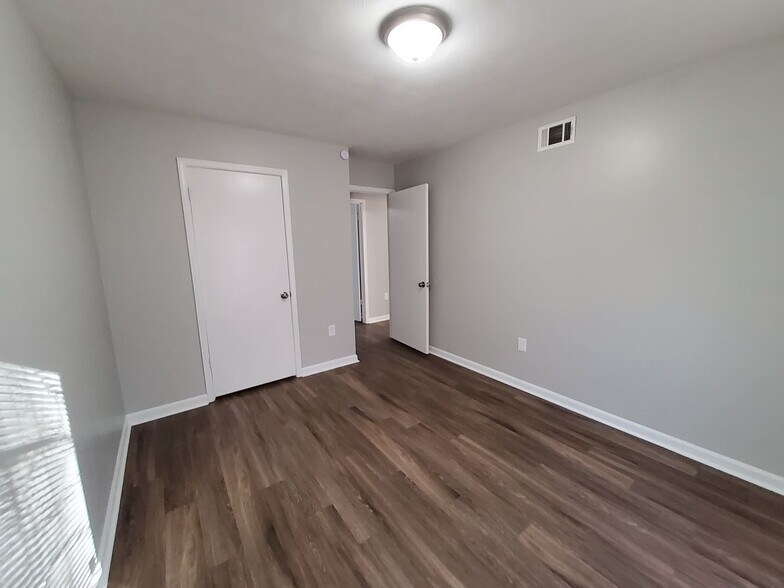 Building Photo - 4320 Old Allen Rd