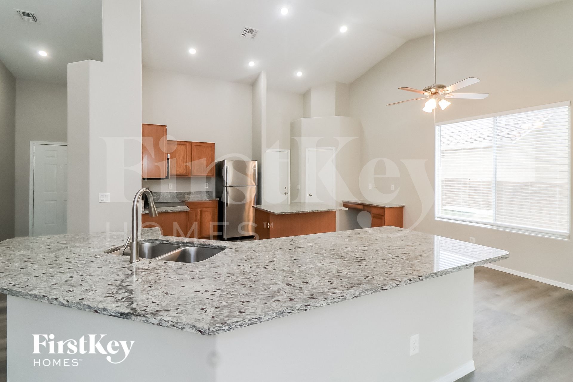 Building Photo - 7552 W State Ave