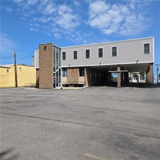 Building Photo - 55 E Main St
