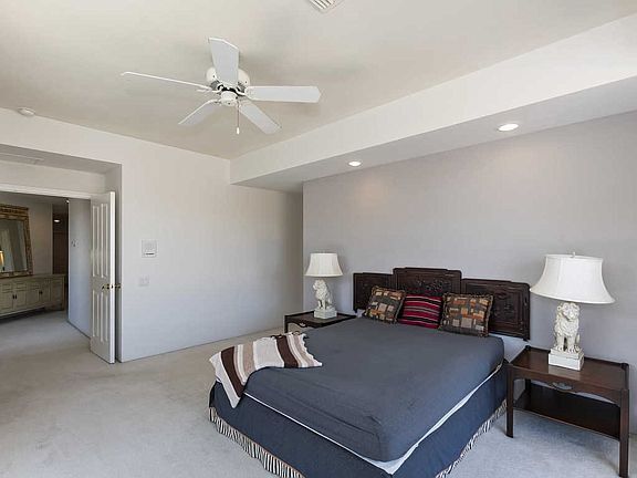 Building Photo - 48600 Shady View Dr