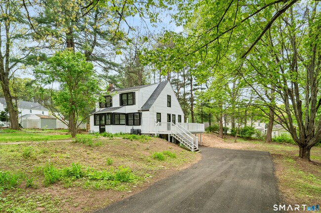 Building Photo - 1335 Wolf Hill Rd