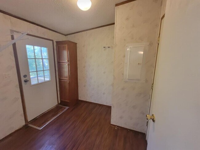 Building Photo - 4541 Deer Run Rd