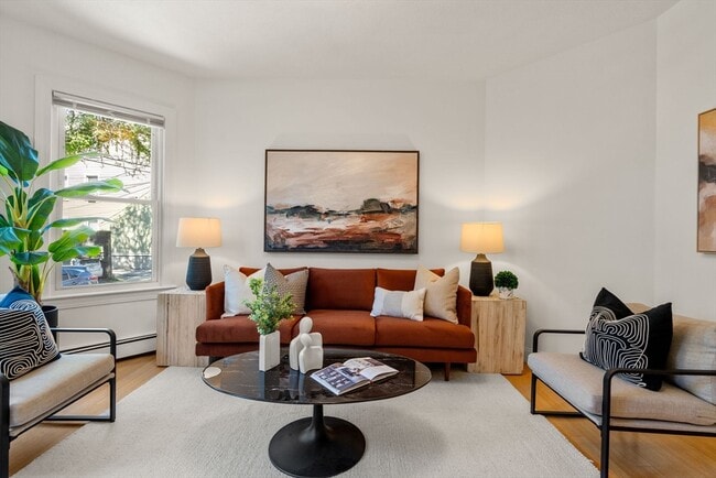 Building Photo - 30 Union St