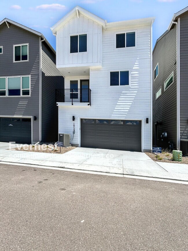 Building Photo - 10729 Lewanee Pt
