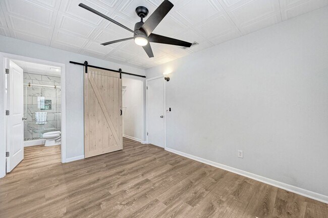 Building Photo - 1028 Coronado Dr