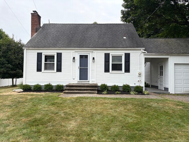 Building Photo - 40 Westfair Dr