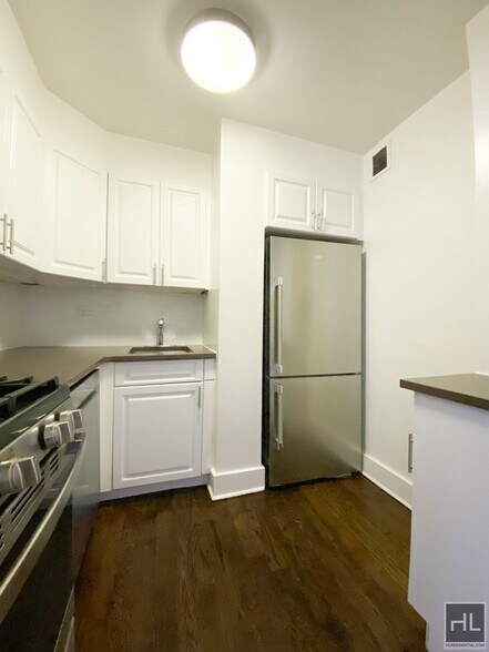 Building Photo - EAST 63 STREET