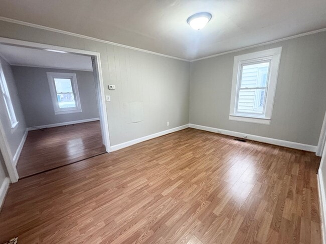 Building Photo - 711 Parsonage St