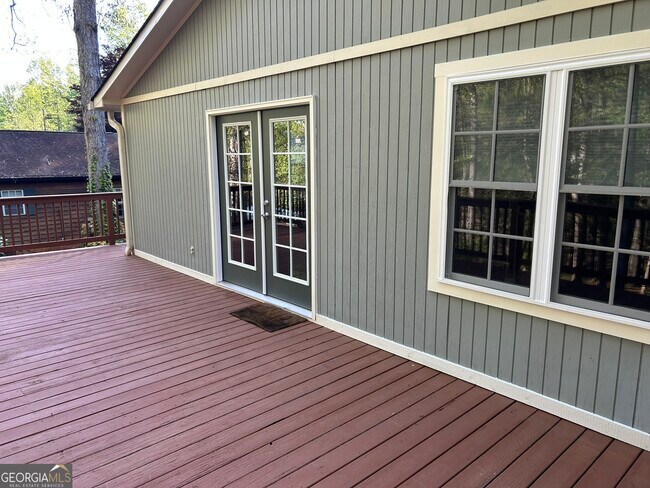 Building Photo - 790 Normandy Trail