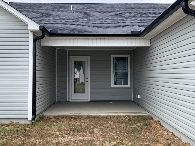 Building Photo - 26 Flatland Dr