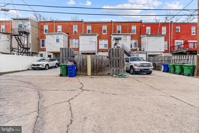 Building Photo - 6915 Harford Rd