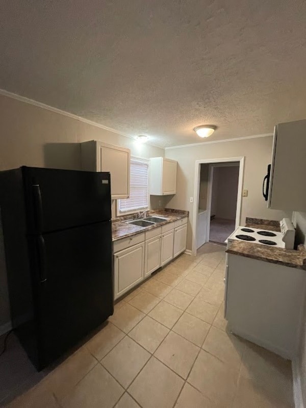 Building Photo - 217 Oakdale Ave