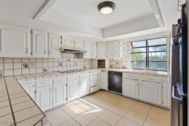 Building Photo - 4602 Inland Ct