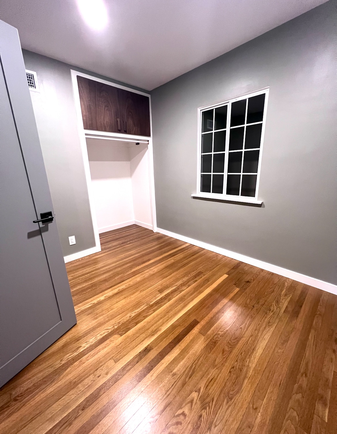 Building Photo - 3547 E Green St