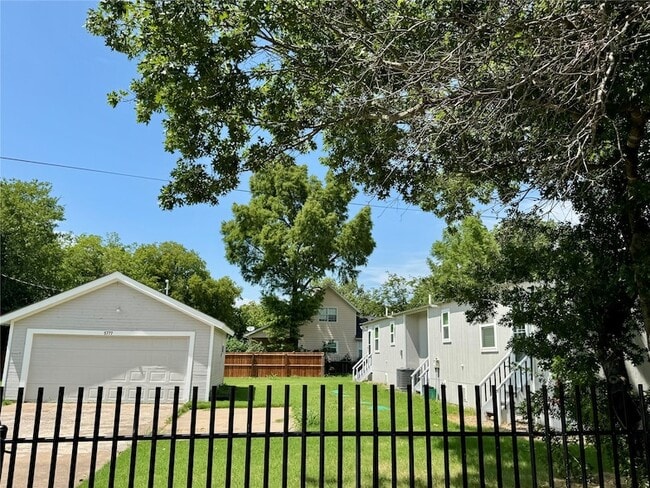 Building Photo - 5777 Co Rd 927