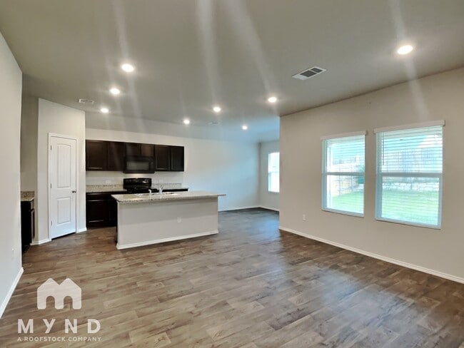 Building Photo - 15117 Siberian Elm Ln