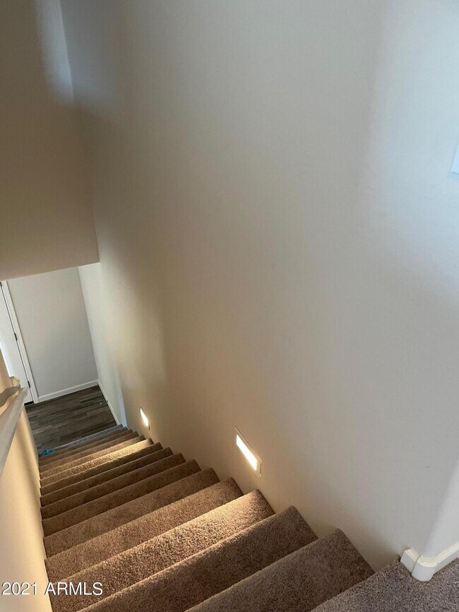 Building Photo - 149 W Bobcat Pl