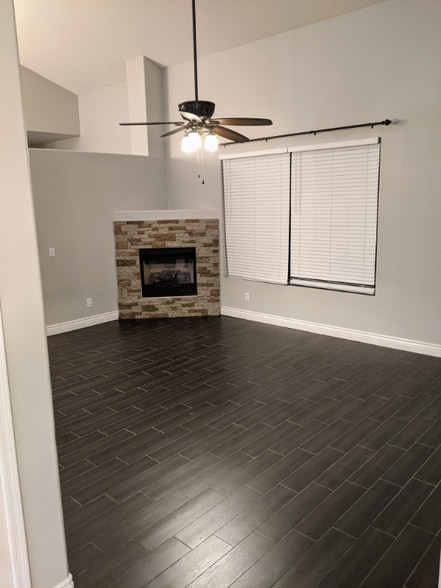 Building Photo - 9249 E Keats Ave