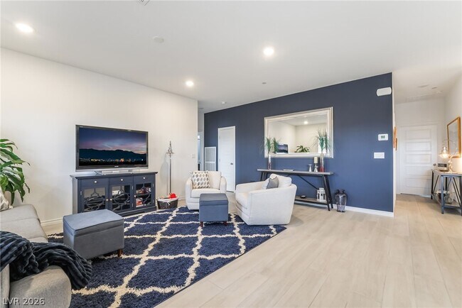 Building Photo - 292 Whitney Crest St