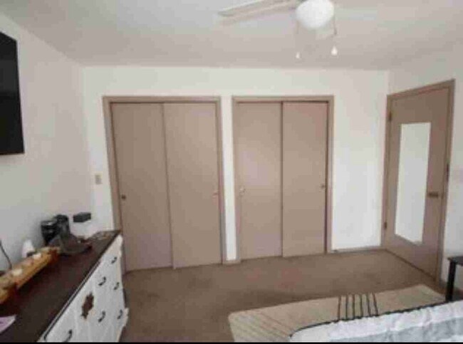 Building Photo - 401 Georgia Pkwy