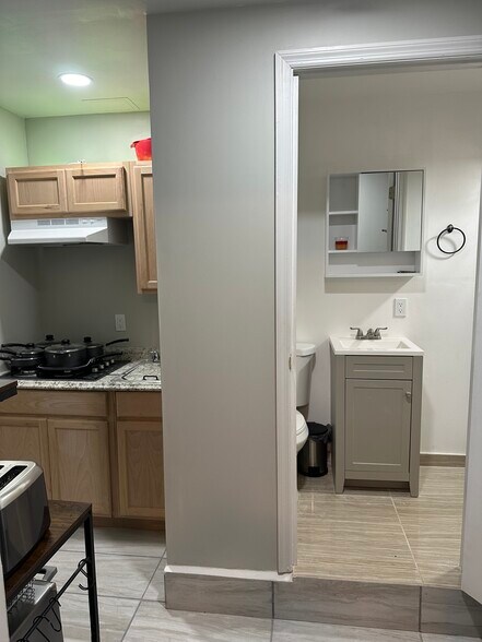 Building Photo - 5107 Cochita Dr