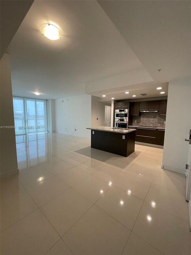 Building Photo - 7825 NW 107th Ave