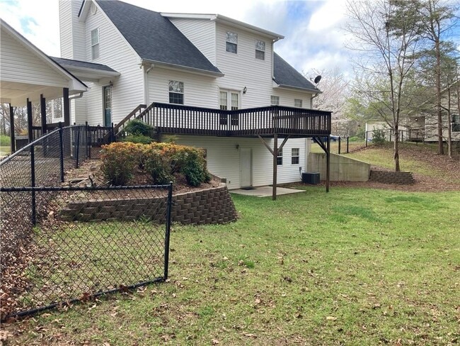 Building Photo - 12 Trevor Trail