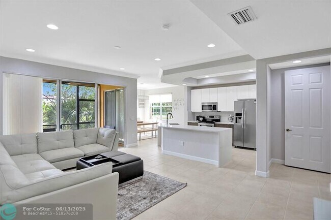 Building Photo - 8246 NW 127th Ln