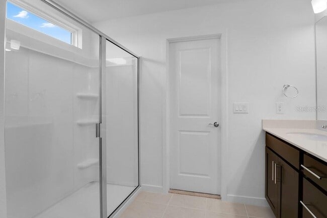 Building Photo - 33460 Binding Ties Ln