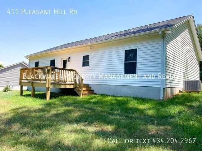 Building Photo - BRAND NEW Three Bedroom Home in Campbell C...