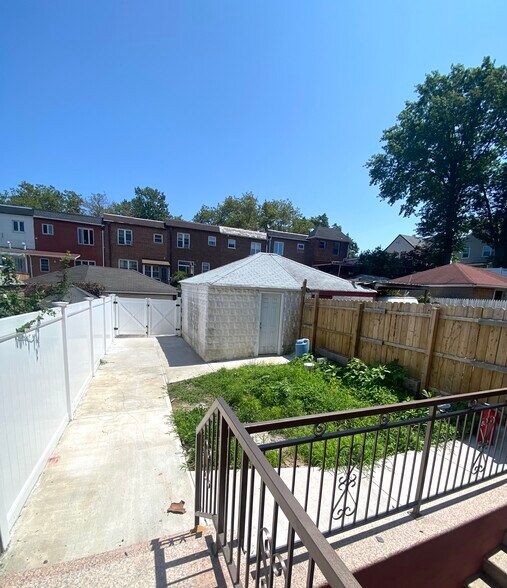 Building Photo - 8279 164th Pl