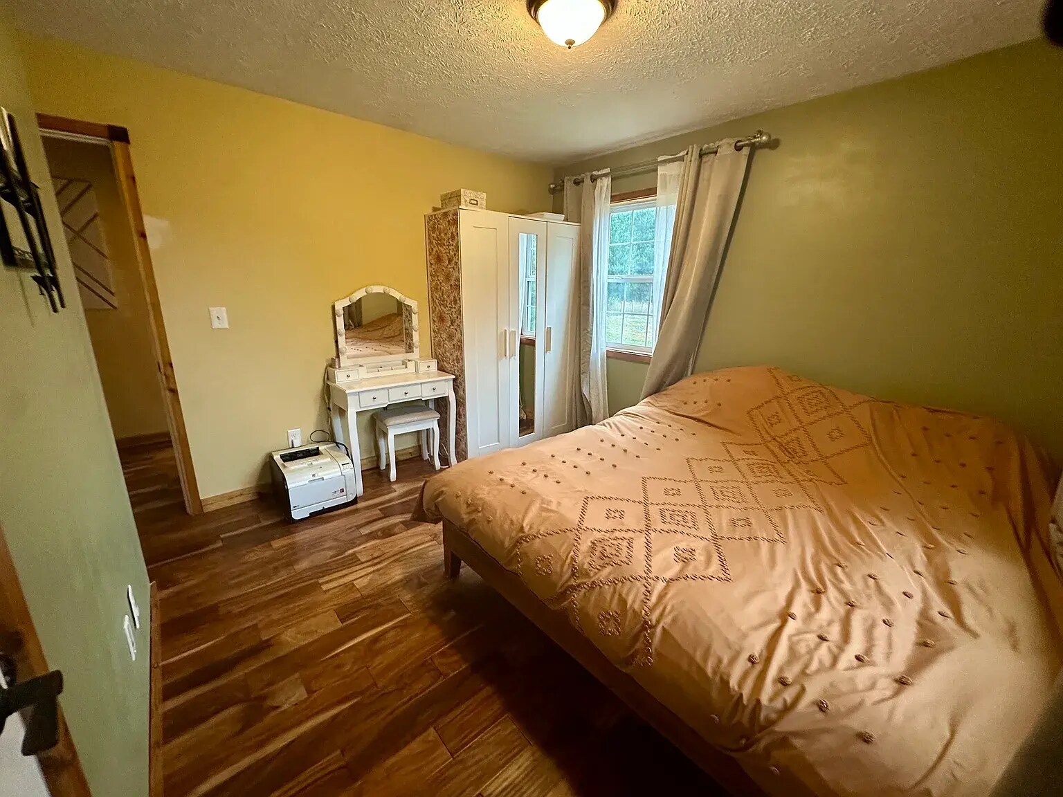 Building Photo - 2943 N Reynolds Rd