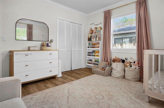 Building Photo - 2311 SW 9th Ave