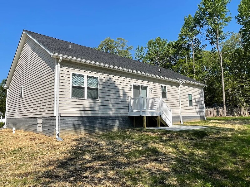 Building Photo - 26165 Sandy Ct