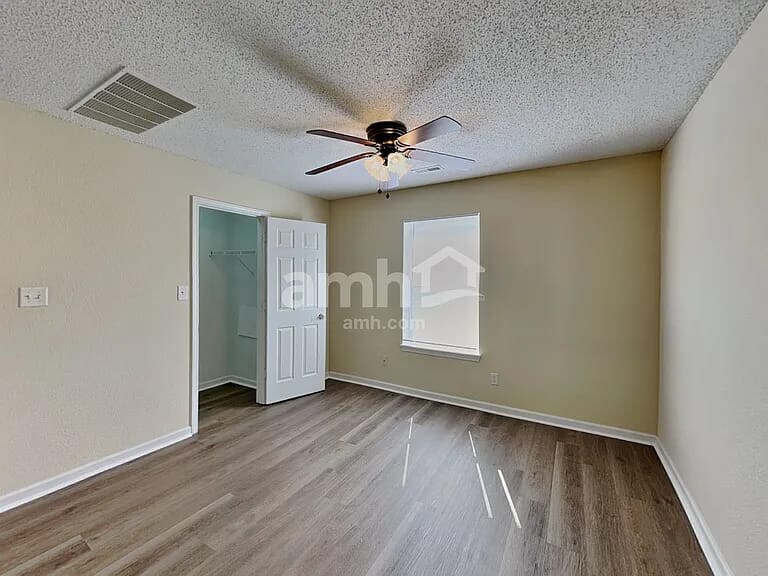 Building Photo - 1347 Egret Ln