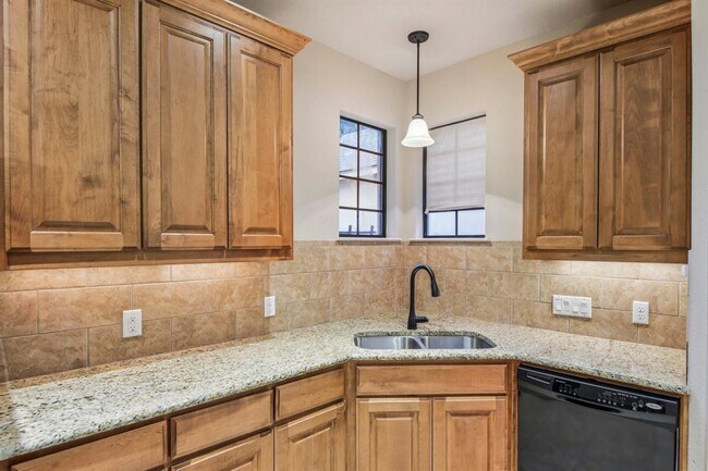 Building Photo - 13900 Ashton Woods Cir