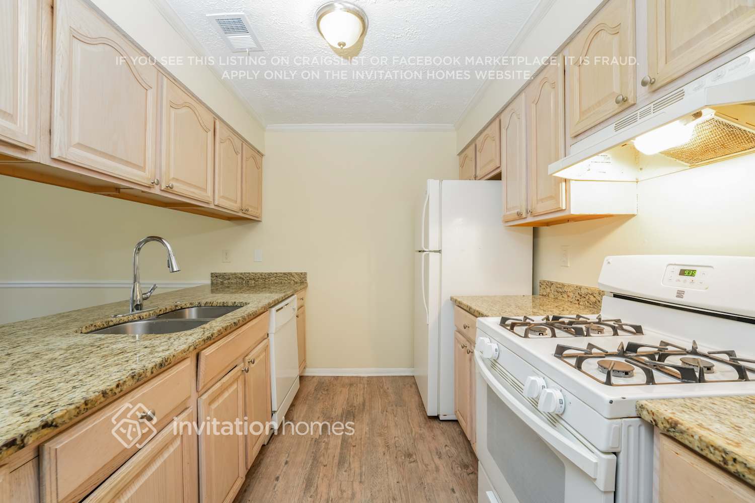 Building Photo - 1642 Imperial Ct