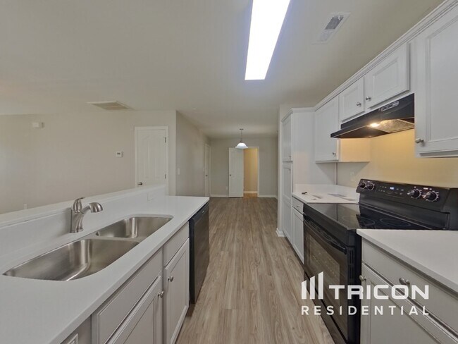 Building Photo - 345 Hunslet Cir