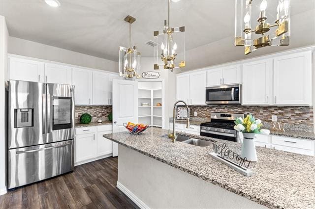 Building Photo - 2408 Buchanan Ln