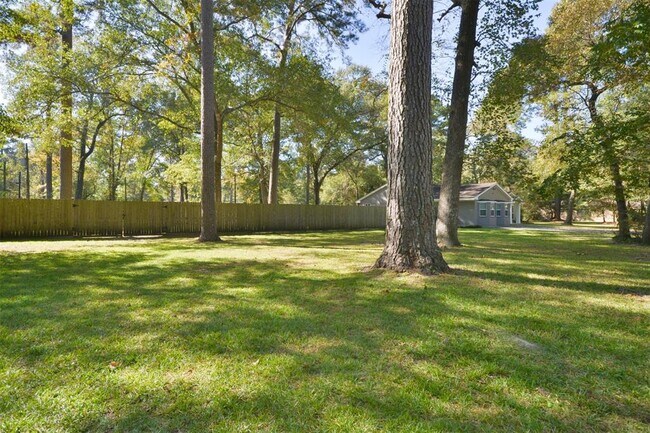 Building Photo - 1420 Sweet Gum Ln