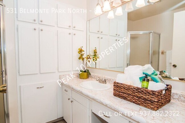 Building Photo - 531 Belmonte Park E