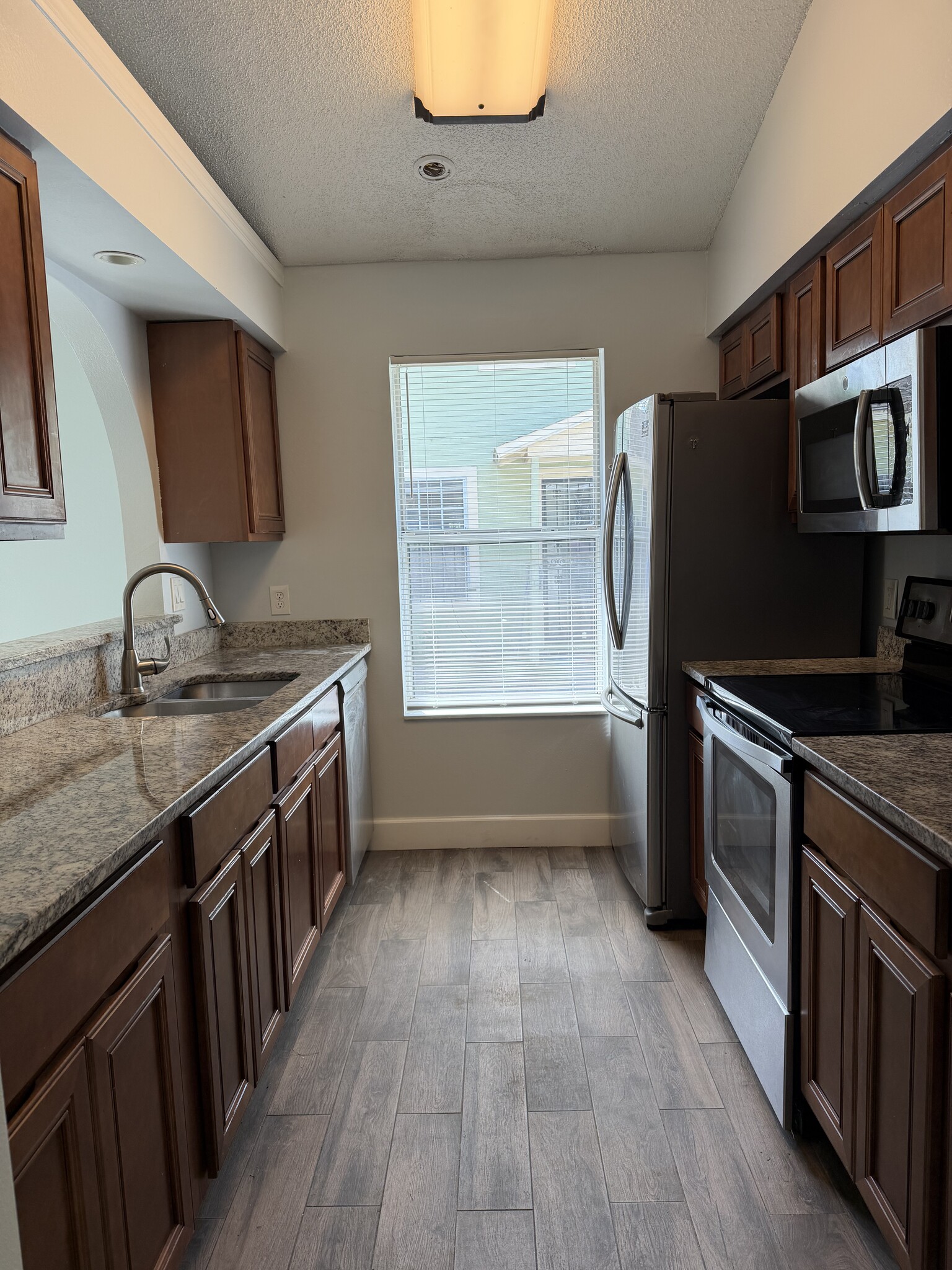 Kitchen - 426 Pharr Ave