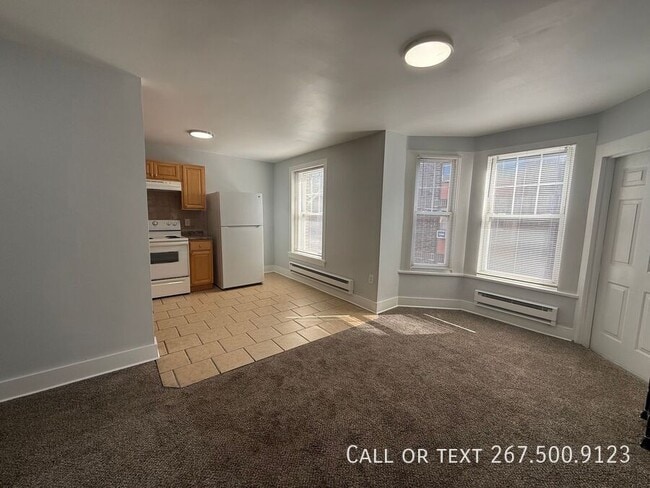 Building Photo - 241-43 W Queen Ln