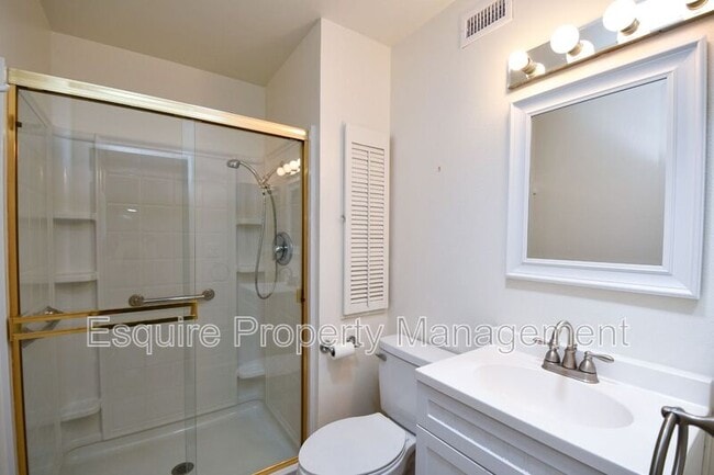Building Photo - 1709 Ciprian Ave