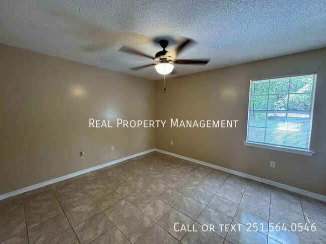 Building Photo - 7969 S Pine Springs Dr