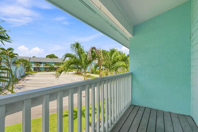 Building Photo - 13521 S Indian River Dr